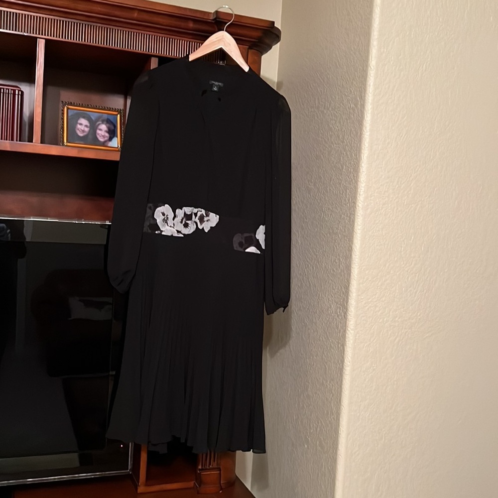 Ann Taylor midi dress was worn twice